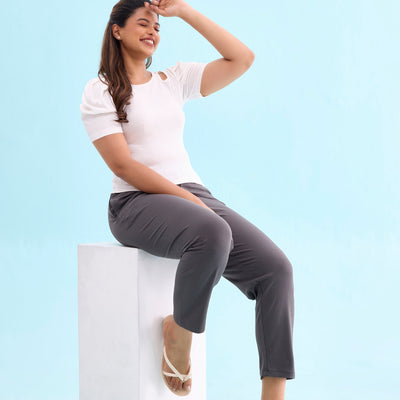 Women Solid Silver Grey Mid Rise Casual Rib Pants