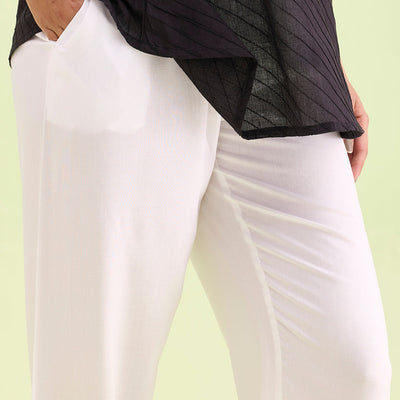 Women Solid White Mid Rise Casual Pants