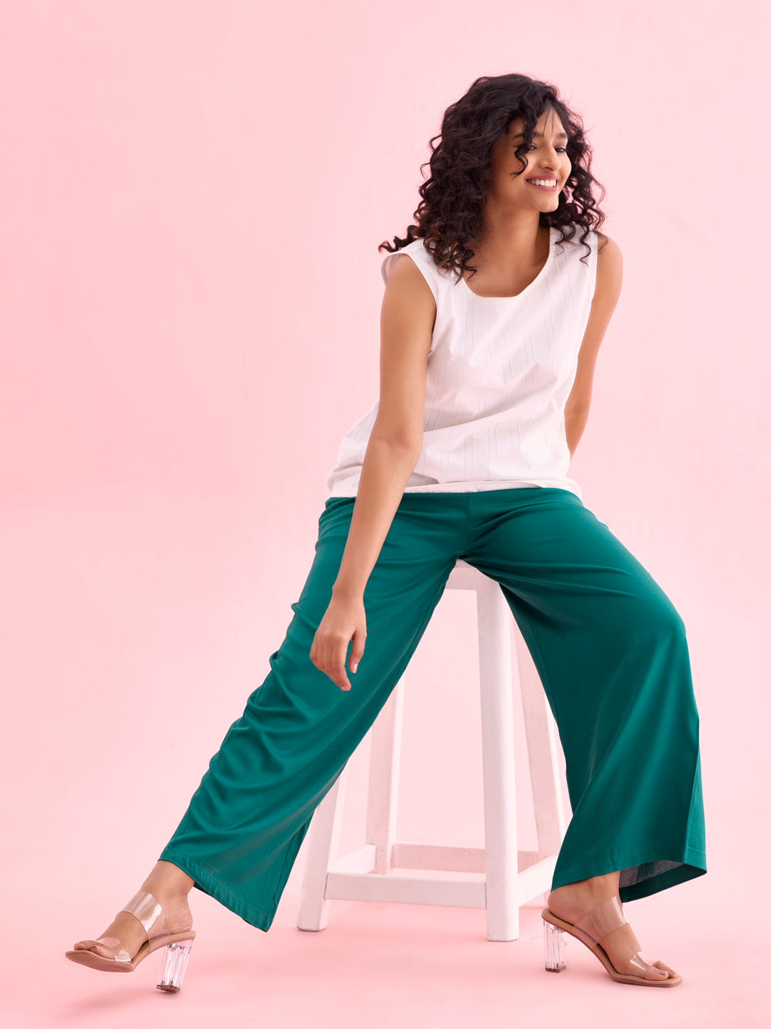 Women Solid Bottle Green Woven Viscose Mid Rise Basic Palazzos