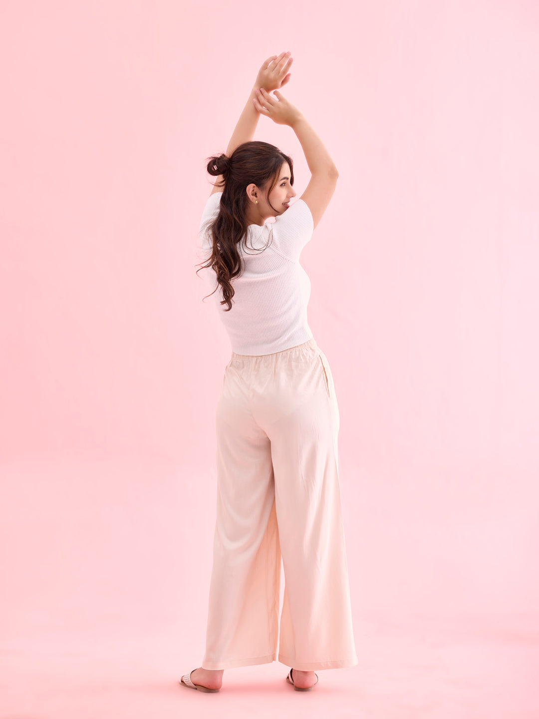 Women Solid Ecru Woven Viscose Mid Rise Basic Palazzos