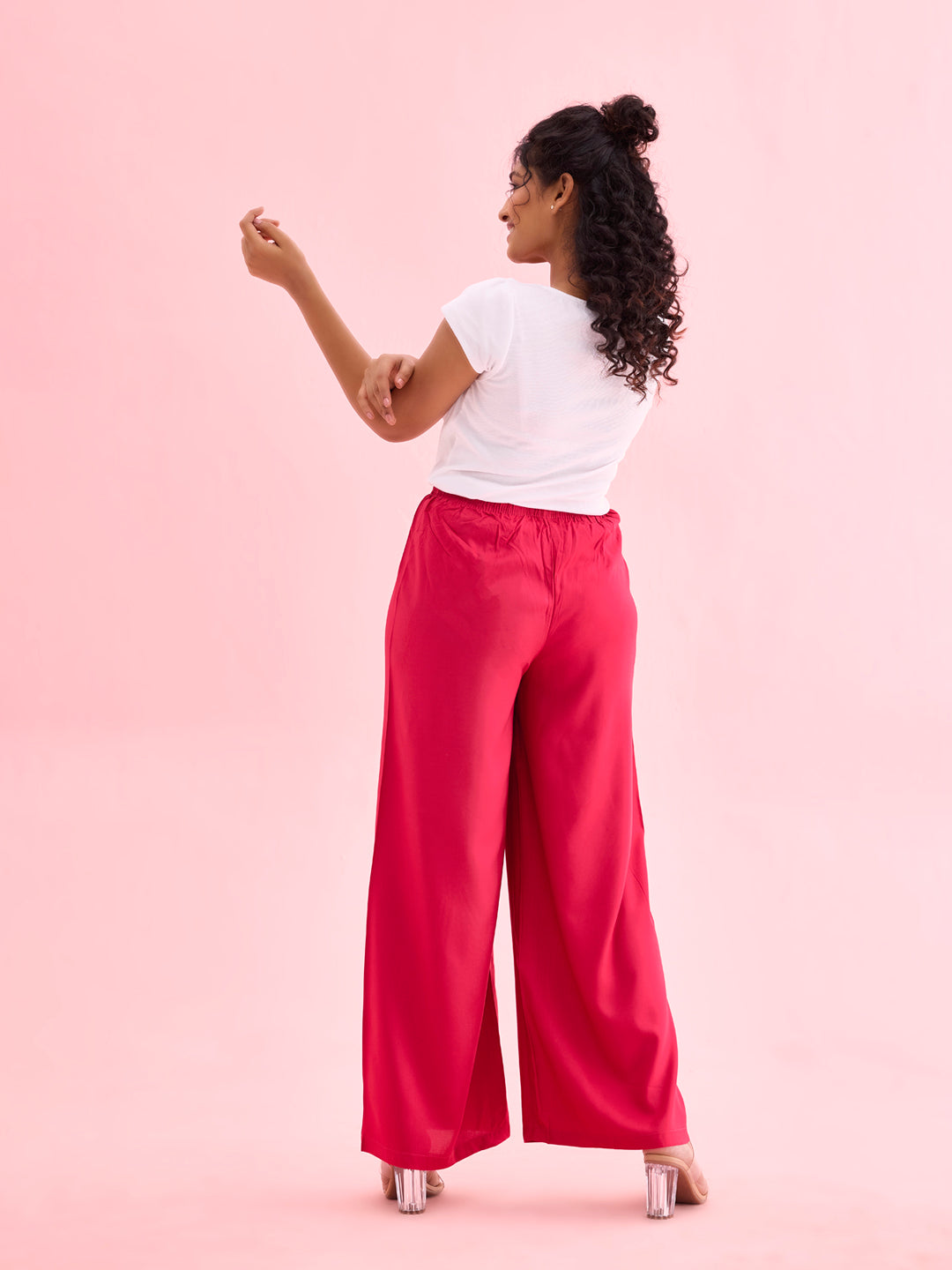 Women Solid Fuchsia Woven Viscose Mid Rise Basic Palazzos