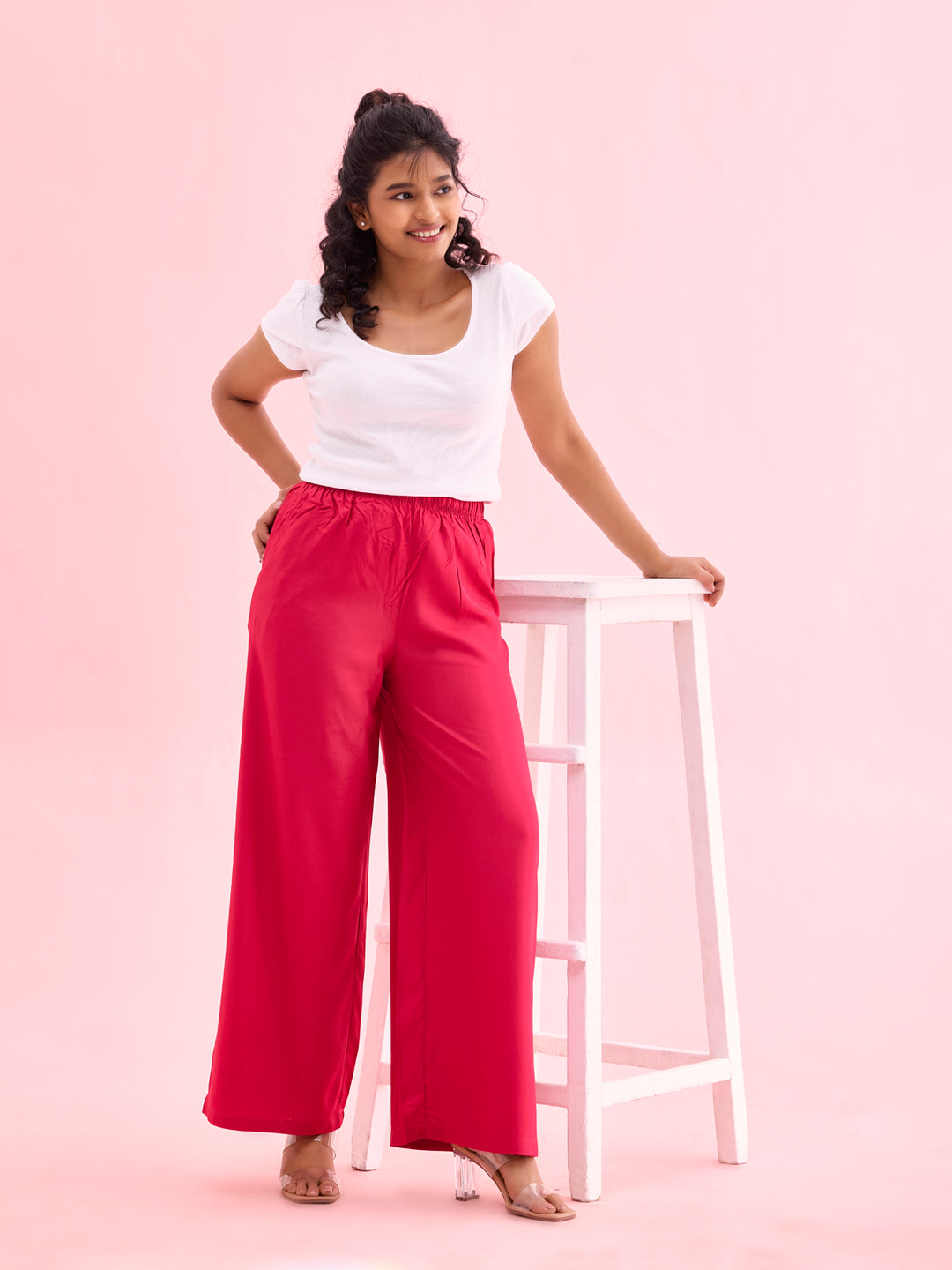 Women Solid Fuchsia Woven Viscose Mid Rise Basic Palazzos