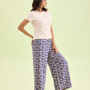 Women Navy Viscose Mid Rise Printed Palazzo