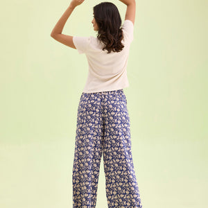 Women Navy Viscose Mid Rise Printed Palazzo