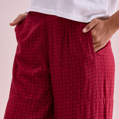 Women Red Viscose Mid Rise Printed Palazzo