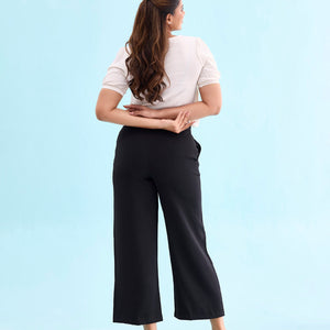 Women Solid Black High Rise Crepe Wide Pant