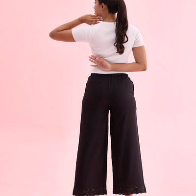 Women Solid Black Mid Rise Linen Wide Pant