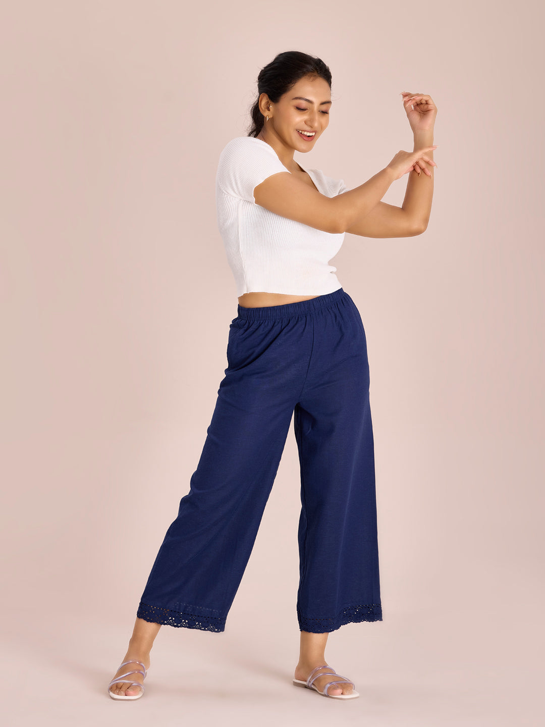 Women Solid Navy Mid Rise Linen Wide Pant