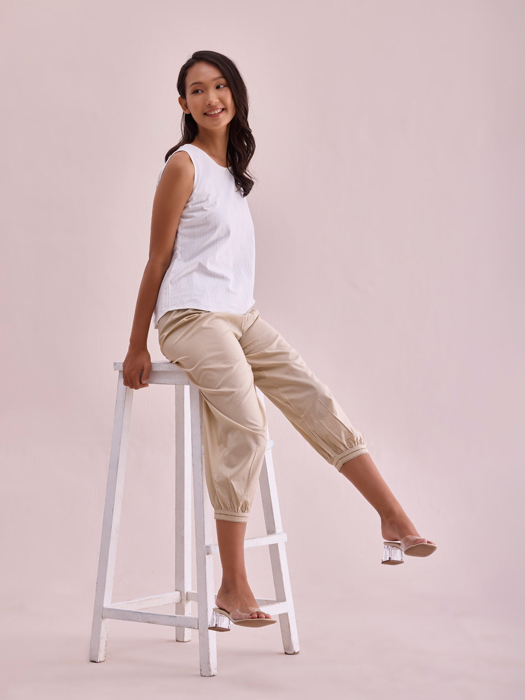 Women Solid Light Beige Cotton Cropped Salwar