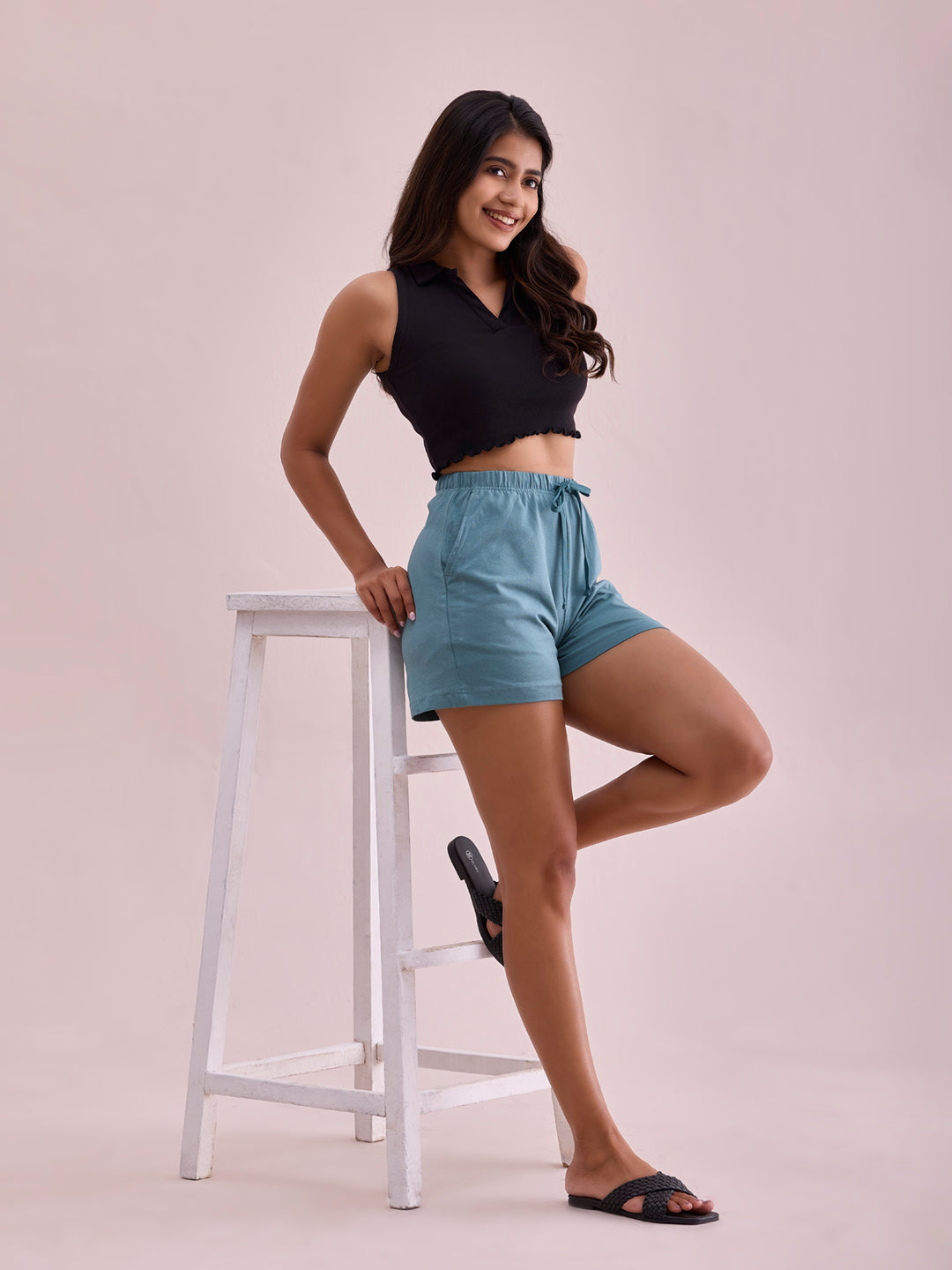 Women Solid Ocean Green Mid Rise Casual Shorts