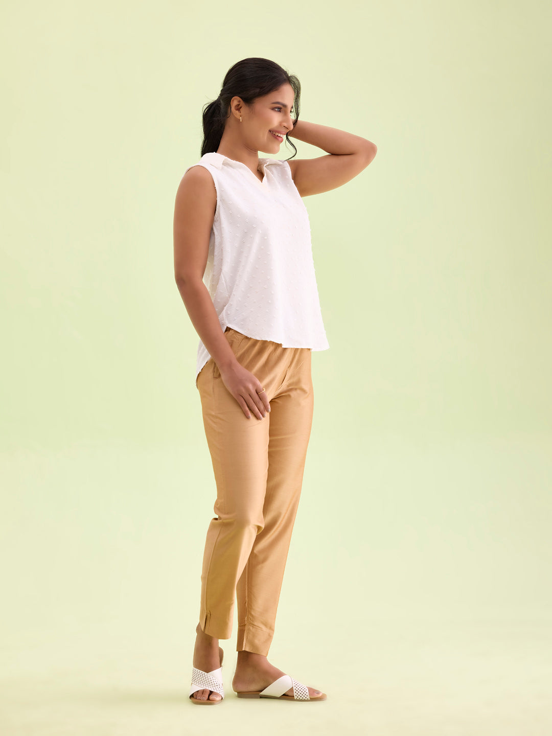 Women Antique Gold Solid Mid Rise Metallic Pants