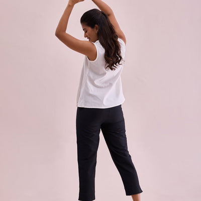 Women Solid Black Mid Rise Cropped Metallic Pants
