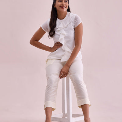 Women Solid Cream Mid Rise Cropped Metallic Pants