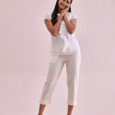 Women Solid Cream Mid Rise Cropped Metallic Pants