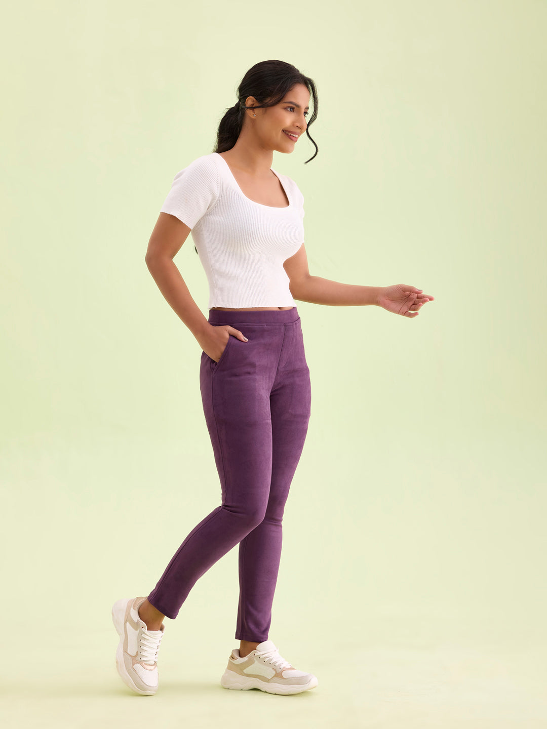 Women Solid Purple Mid Rise Suede Treggings