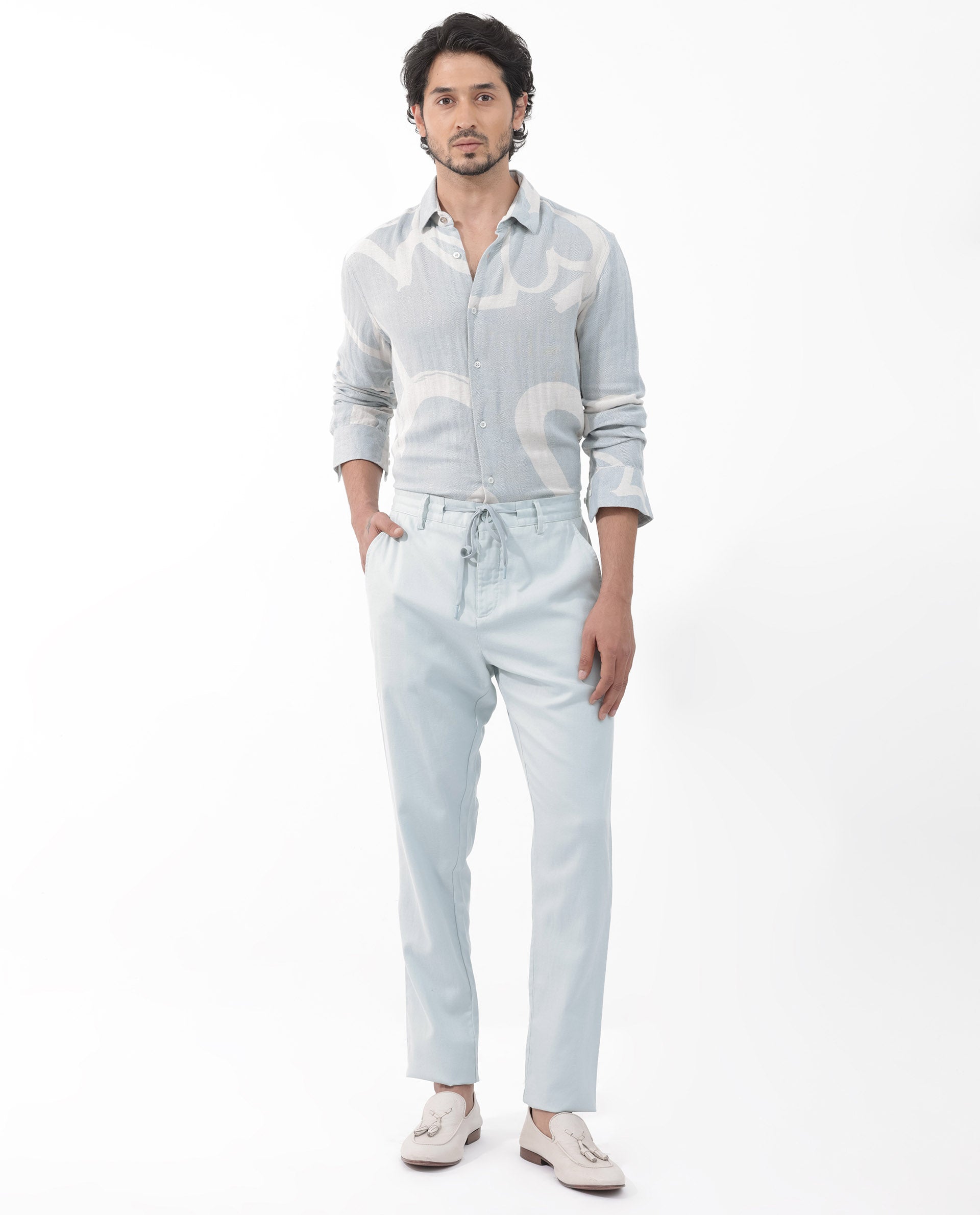 Rare Rabbit Mens Lusia Off White Cotton Fabric Regular Collar Herringbone Full Sleeves Regular Fit