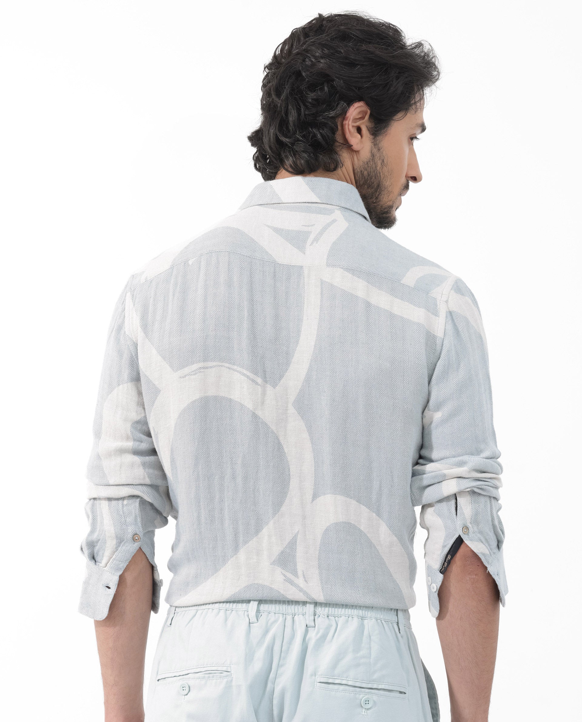 Rare Rabbit Mens Lusia Off White Cotton Fabric Regular Collar Herringbone Full Sleeves Regular Fit