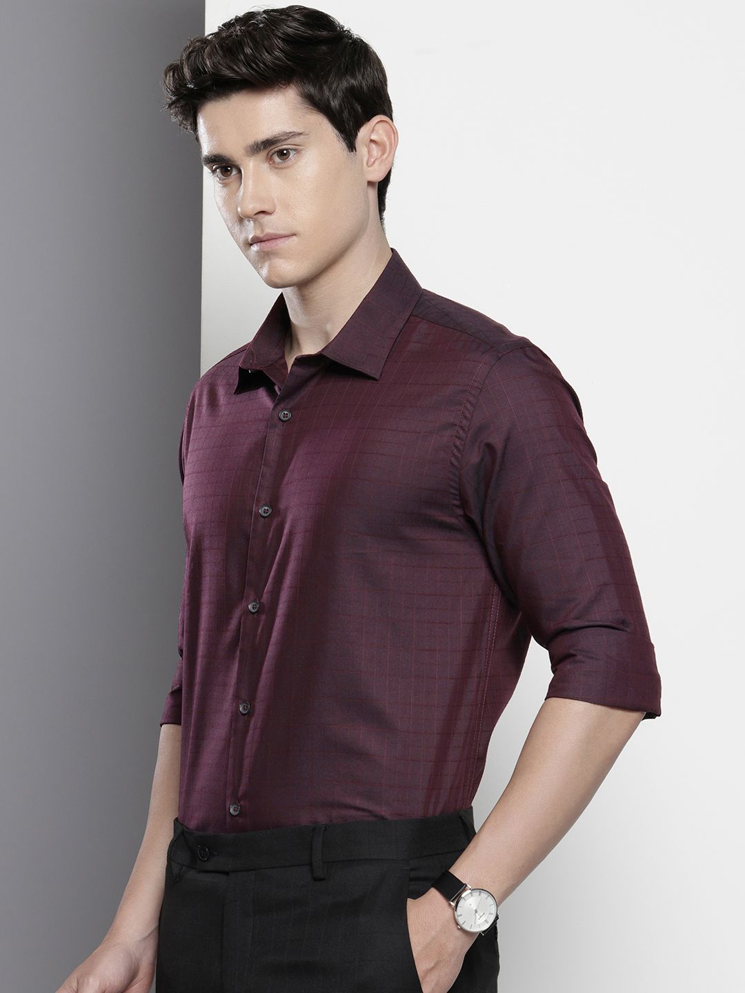Men's Burgundy Slim Fit Checked Formal Shirt