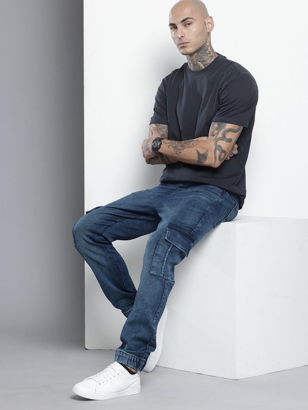 Men's Blue Regular Fit Solid Stretchable Denim Cargo Joggers