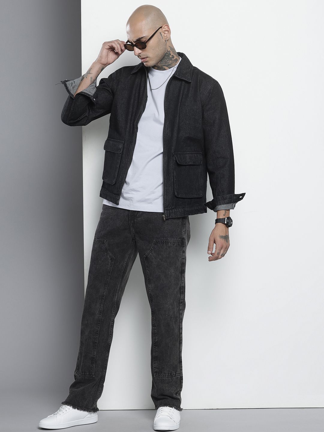 Men's Black Vintage Straight Fit Distressed Jeans