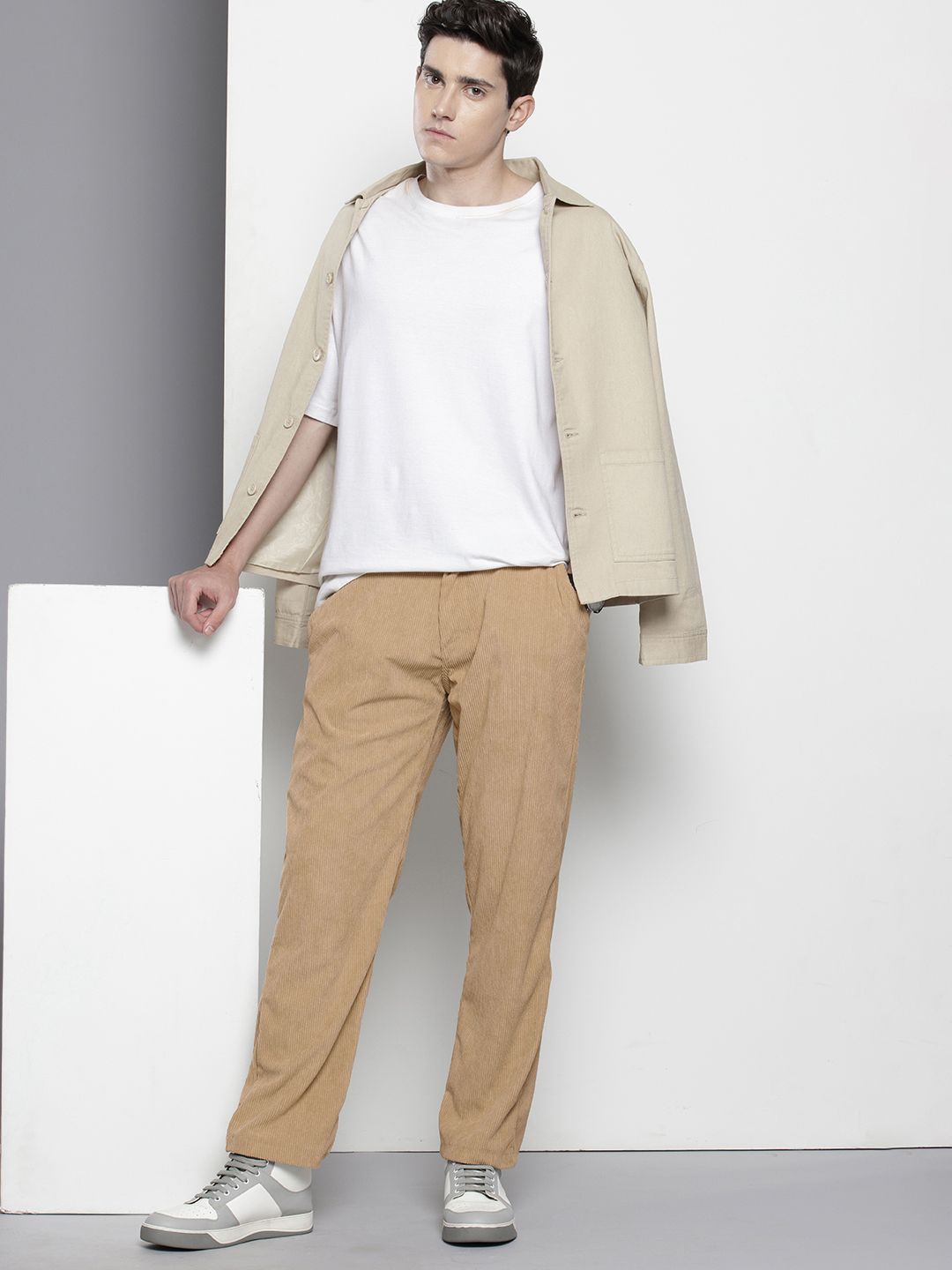 Men's Khaki Straight Fit Textured Trousers