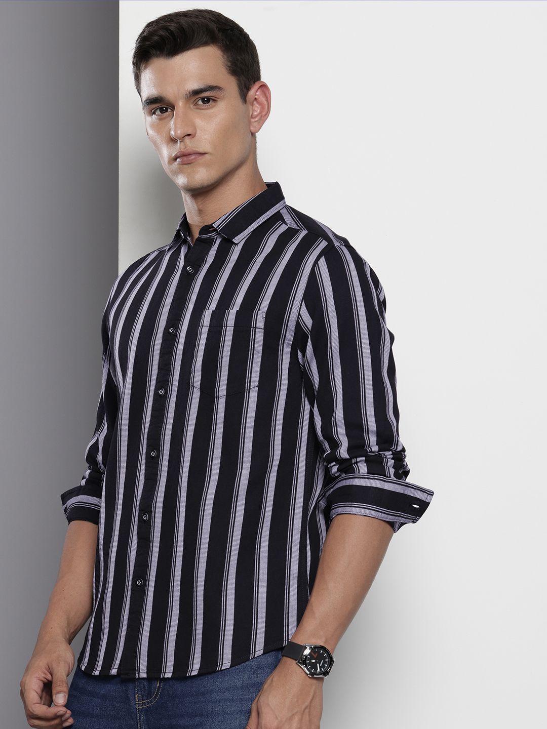 Men's Black Slim Fit Striped Casual Shirt