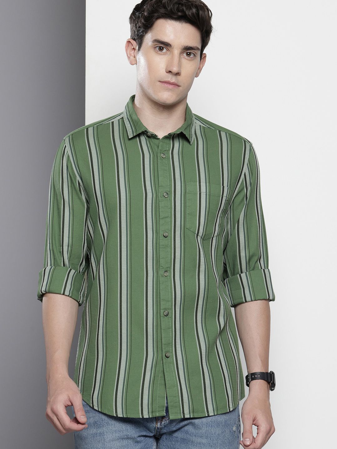 Men's Green Slim Fit Striped Casual Shirt