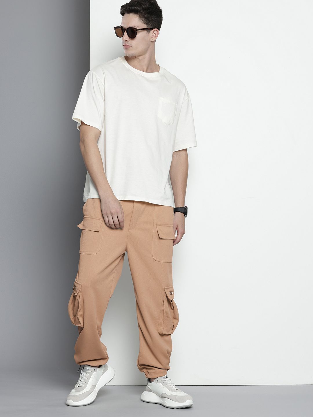 Men's Brown Relaxed Fit Textured Wide Leg Cargo Joggers