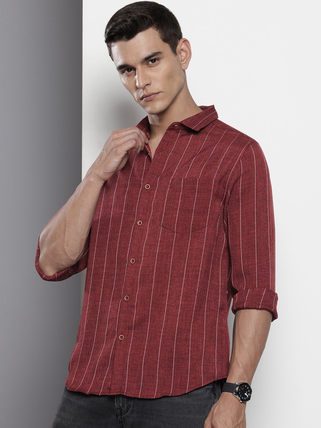 Men's Maroon Slim Fit Vertical Striped Casual Shirt