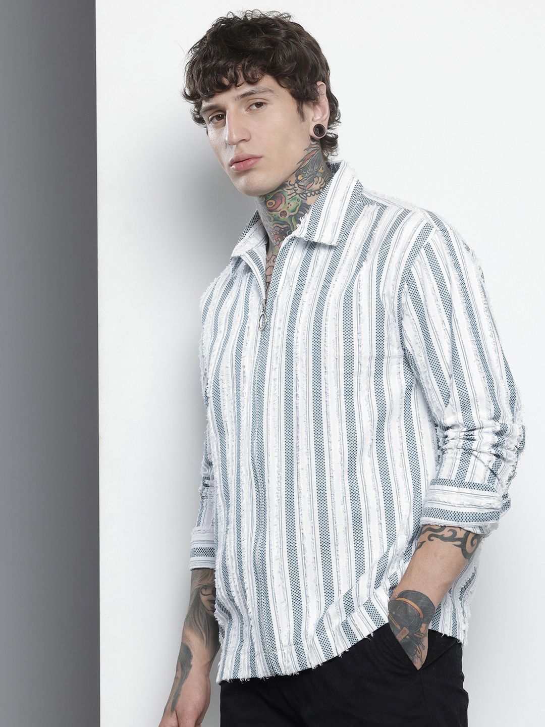 Men's Green Relaxed Fit Striped Resort Wear Shirt