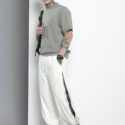 Men's White Relaxed Fit Textured Baggy Joggers