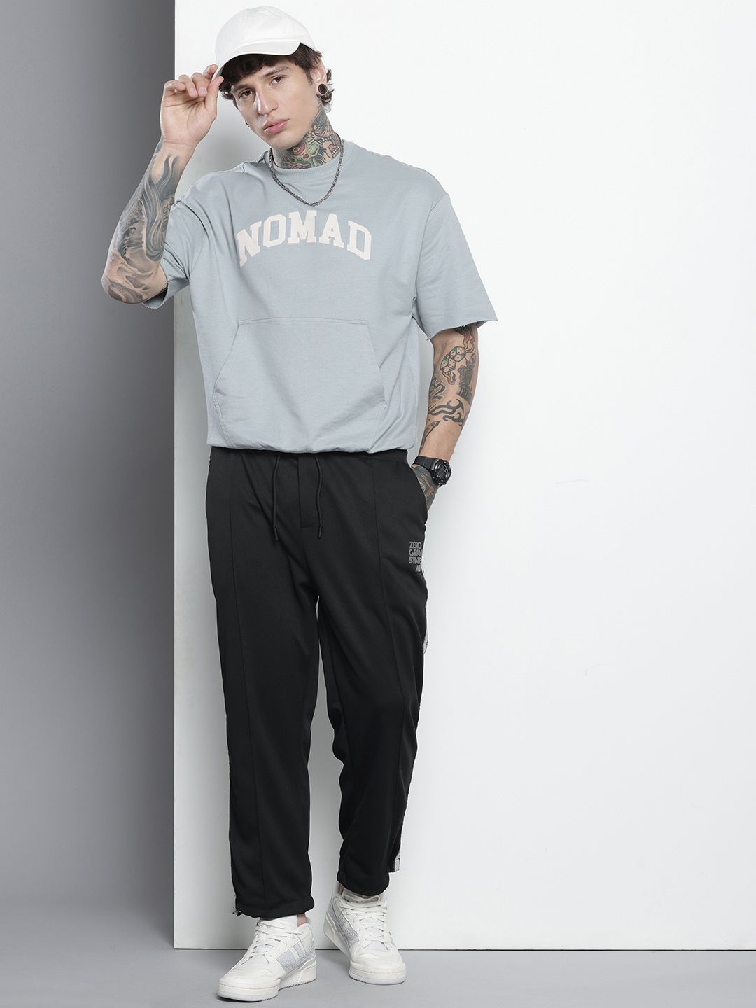 Men's Black Relaxed Fit Printed Wide Leg Joggers