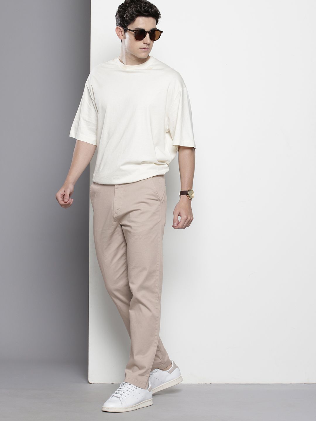Men's Beige Regular Fit Solid Chinos
