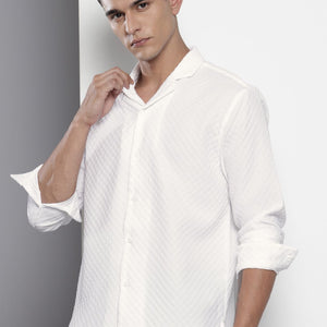 Men's White Relaxed Fit Solid Resort Wear Shirt