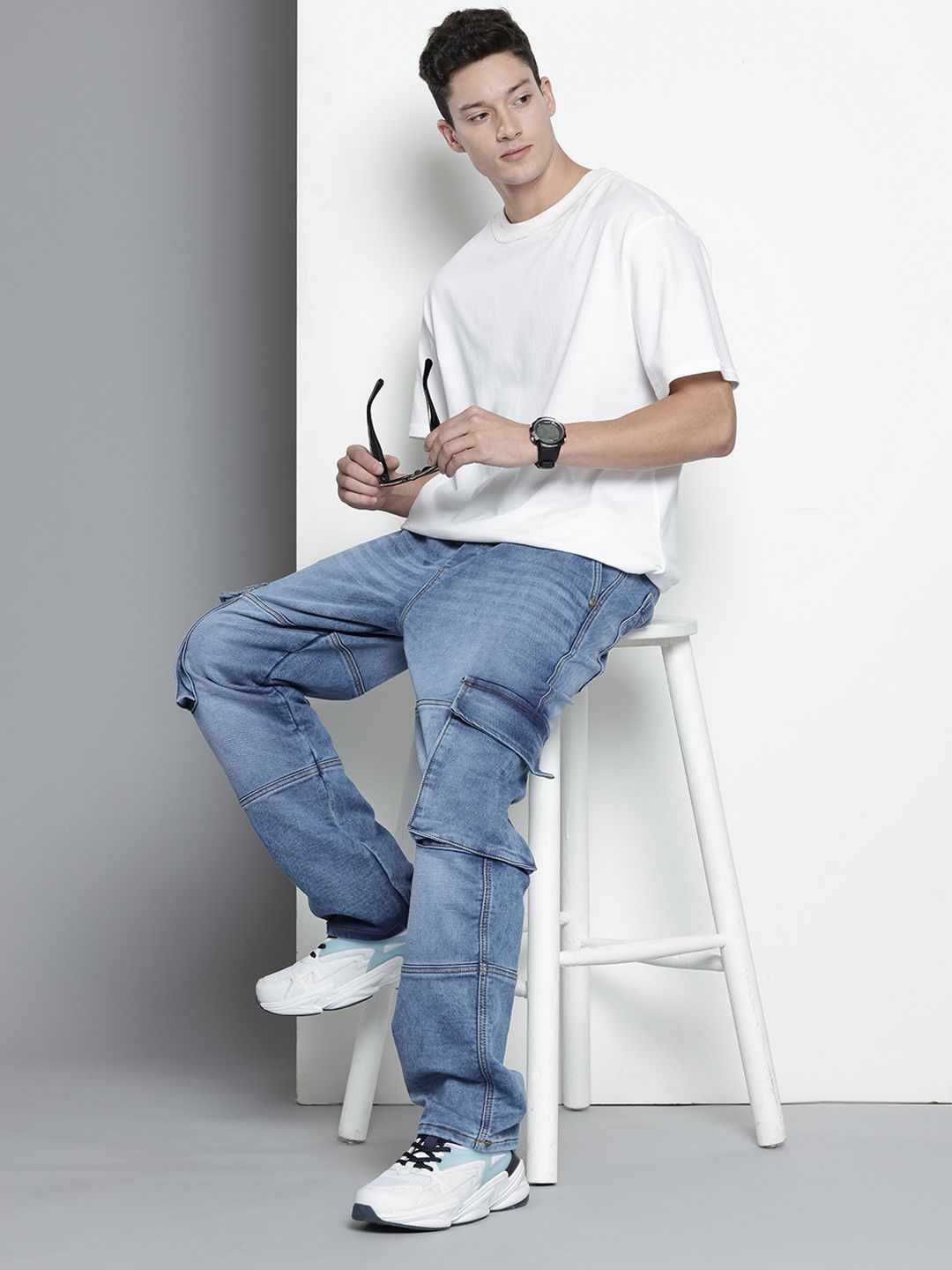 Men's Blue Relaxed Fit Solid Stretchable Denim Cargo Joggers