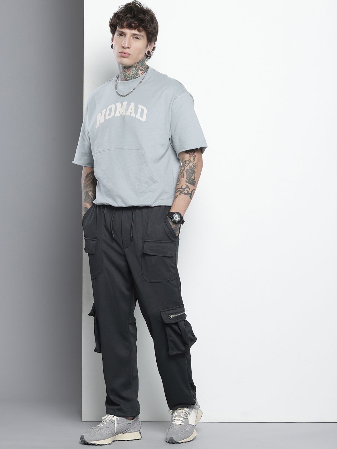 Men's Black Relaxed Fit Textured Wide Leg Cargo Joggers
