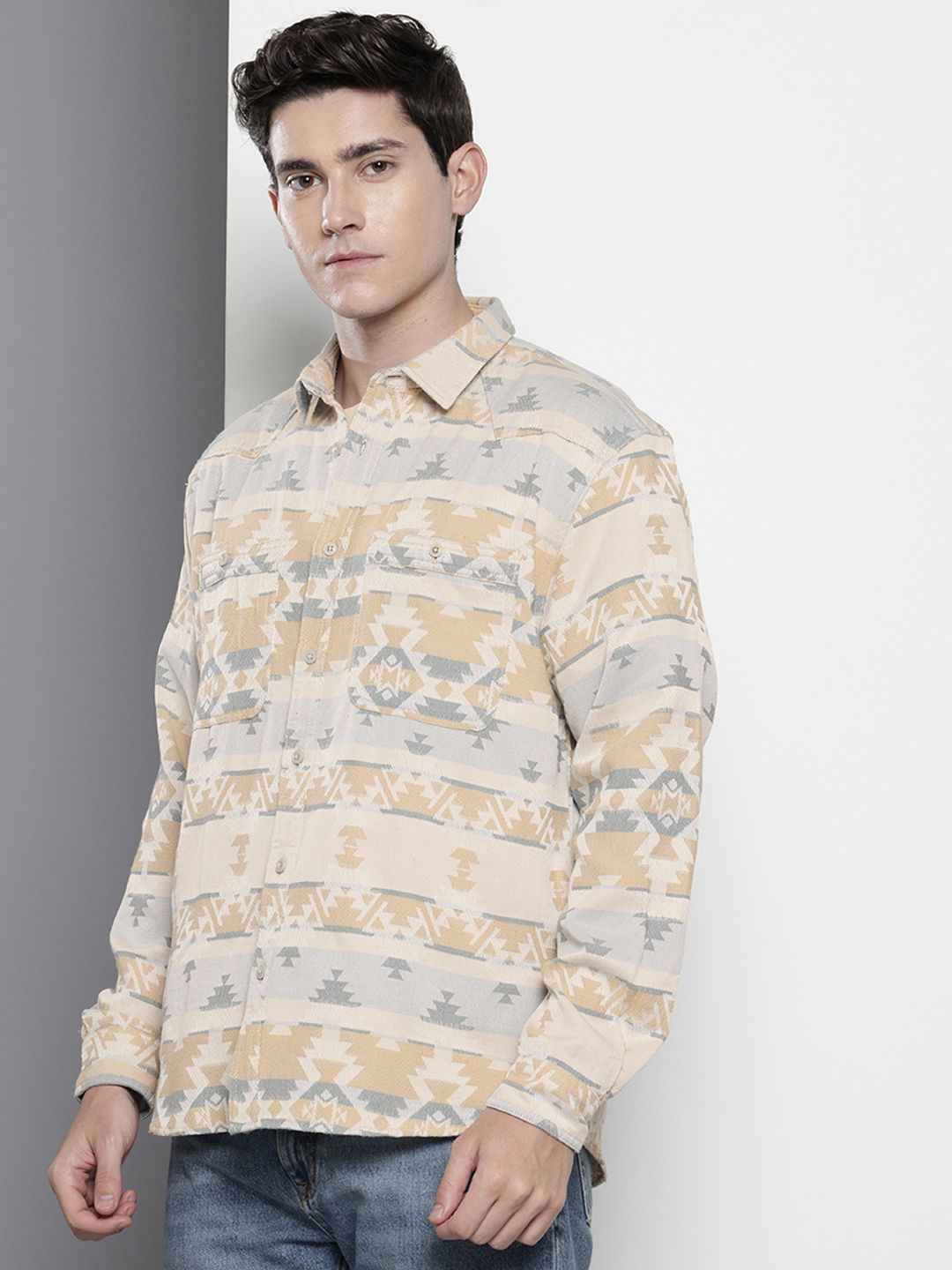 Men's Beige Relaxed Fit Textured Resort Wear Shirt