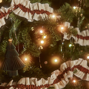 Carlen Linen Satin Garland
