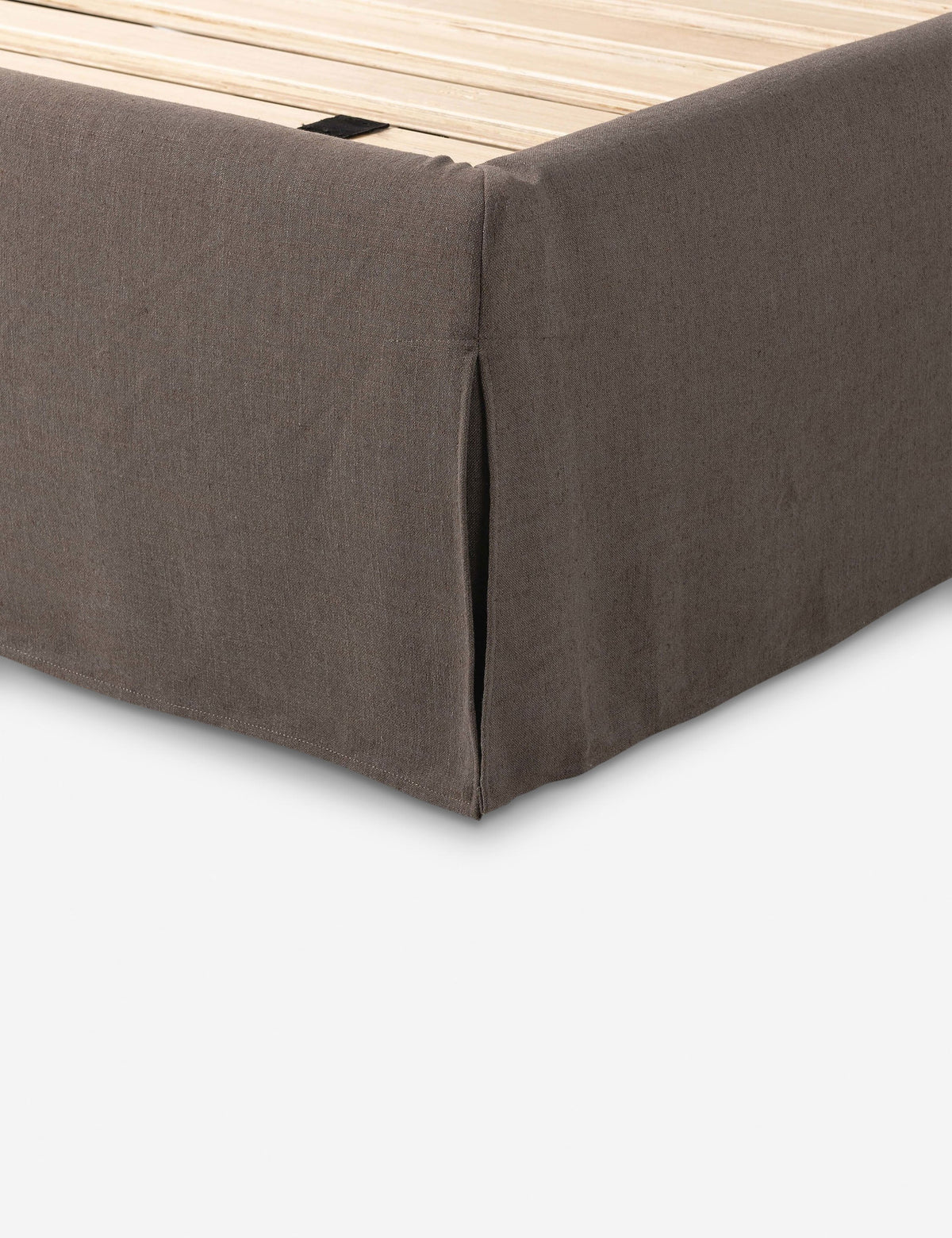 Leyah Slipcover Platform Bed
