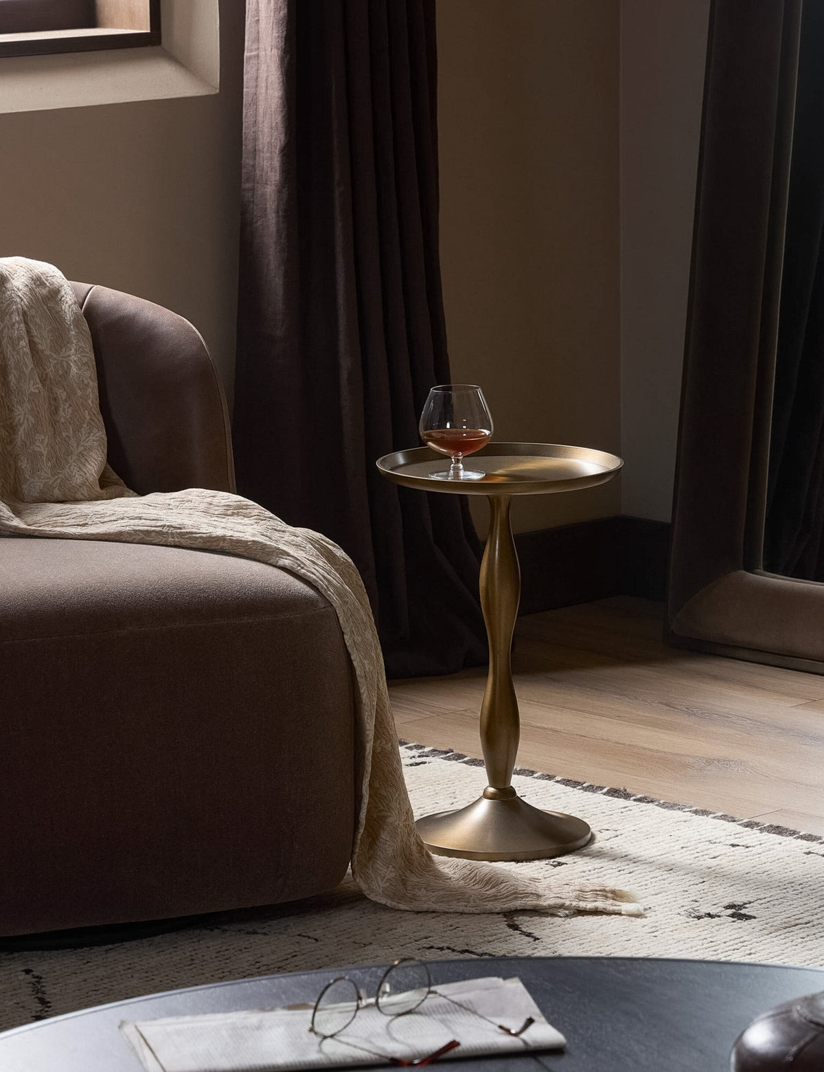 Liseta Round Side Table