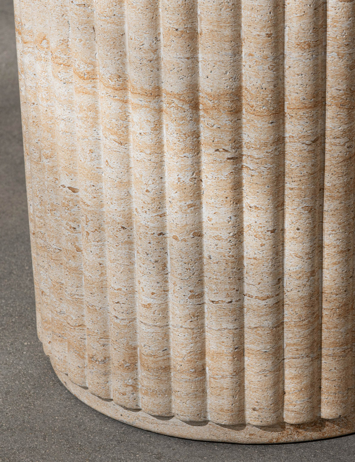 Govea Indoor / Outdoor Stool