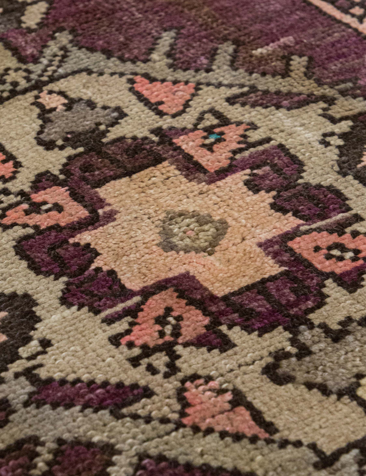 Vintage Turkish Hand-Knotted Wool Mini Rug No. 347, 1'7" x 2'8"