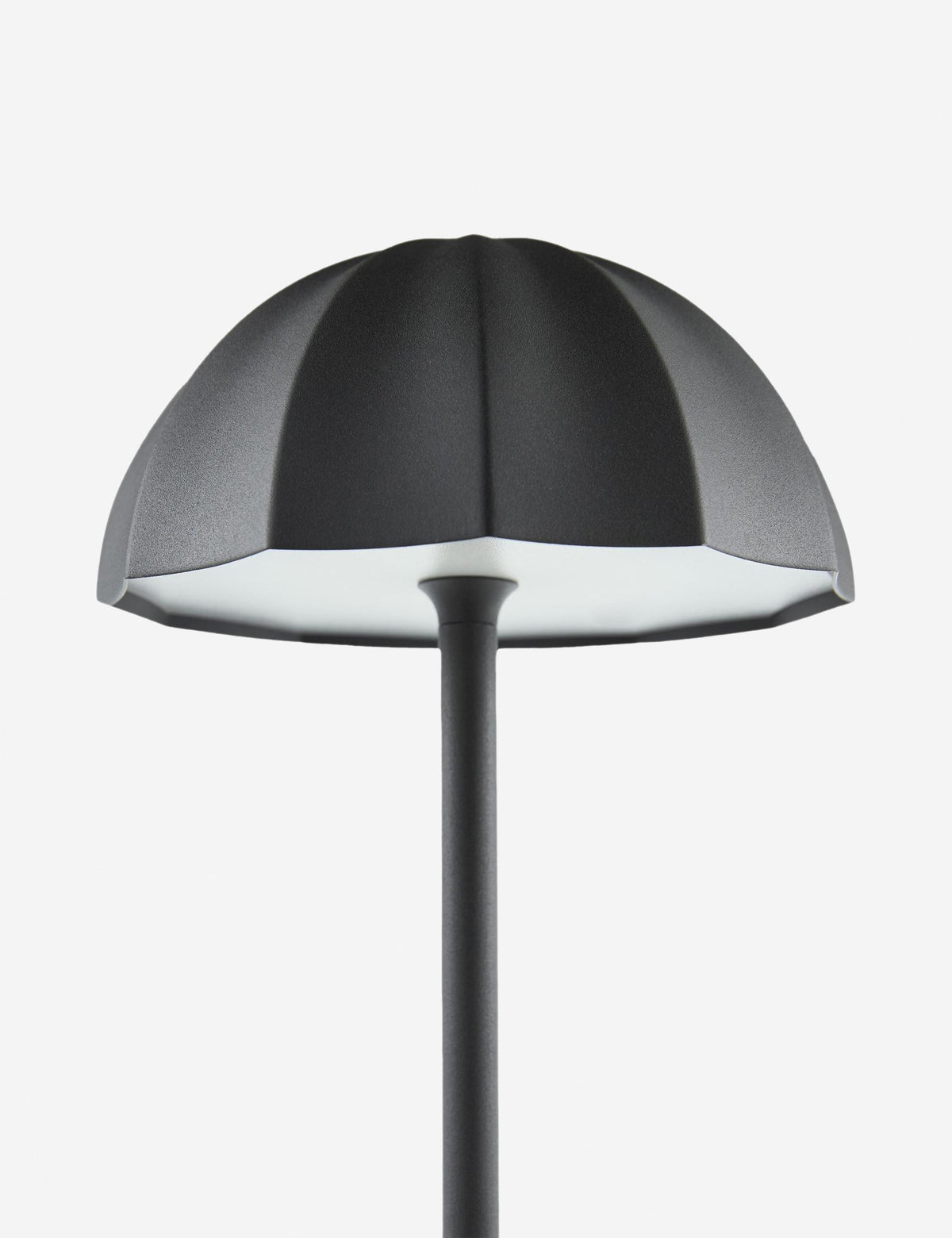 Hodson Cordless Table Lamp