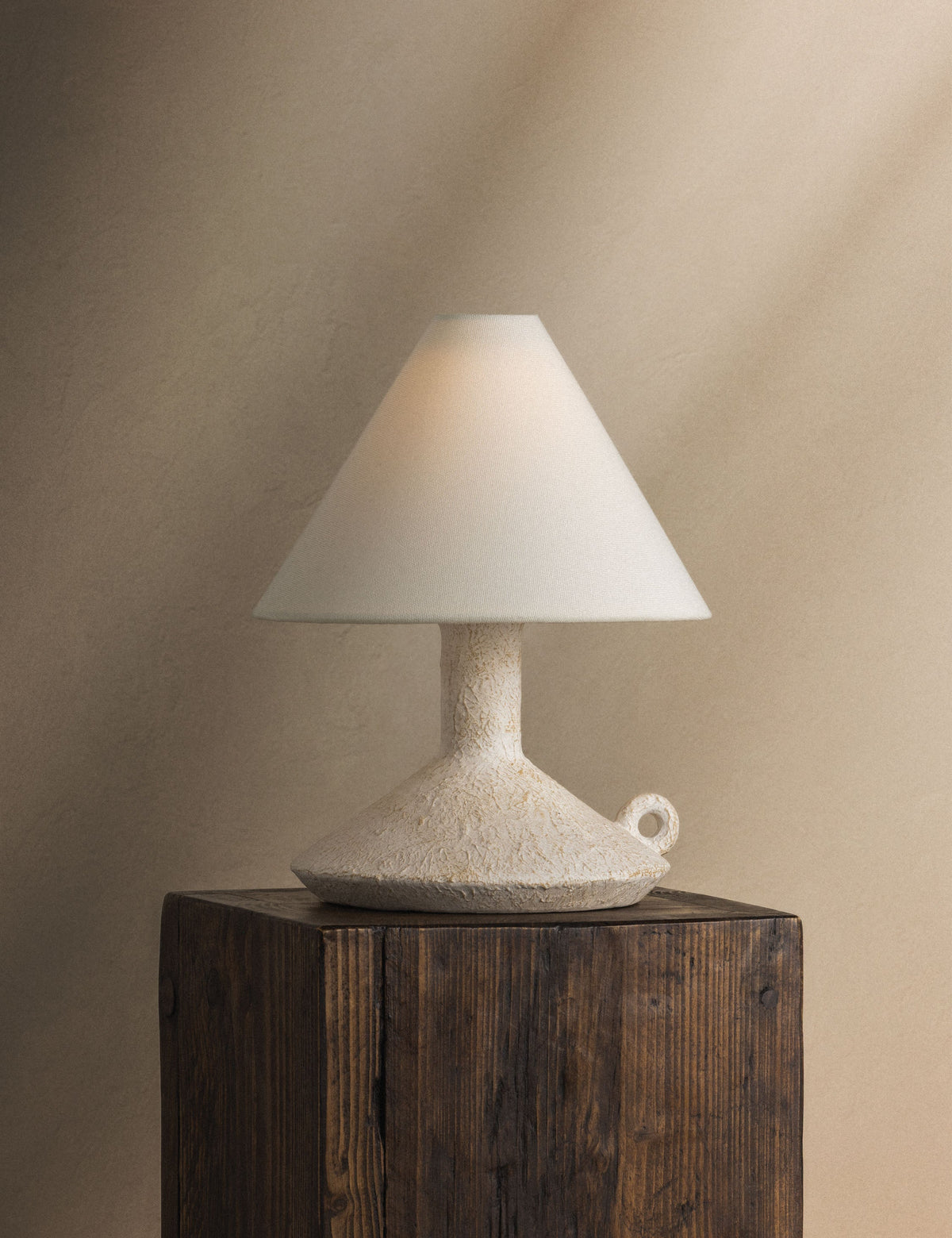 Hargrove Cordless Table Lamp