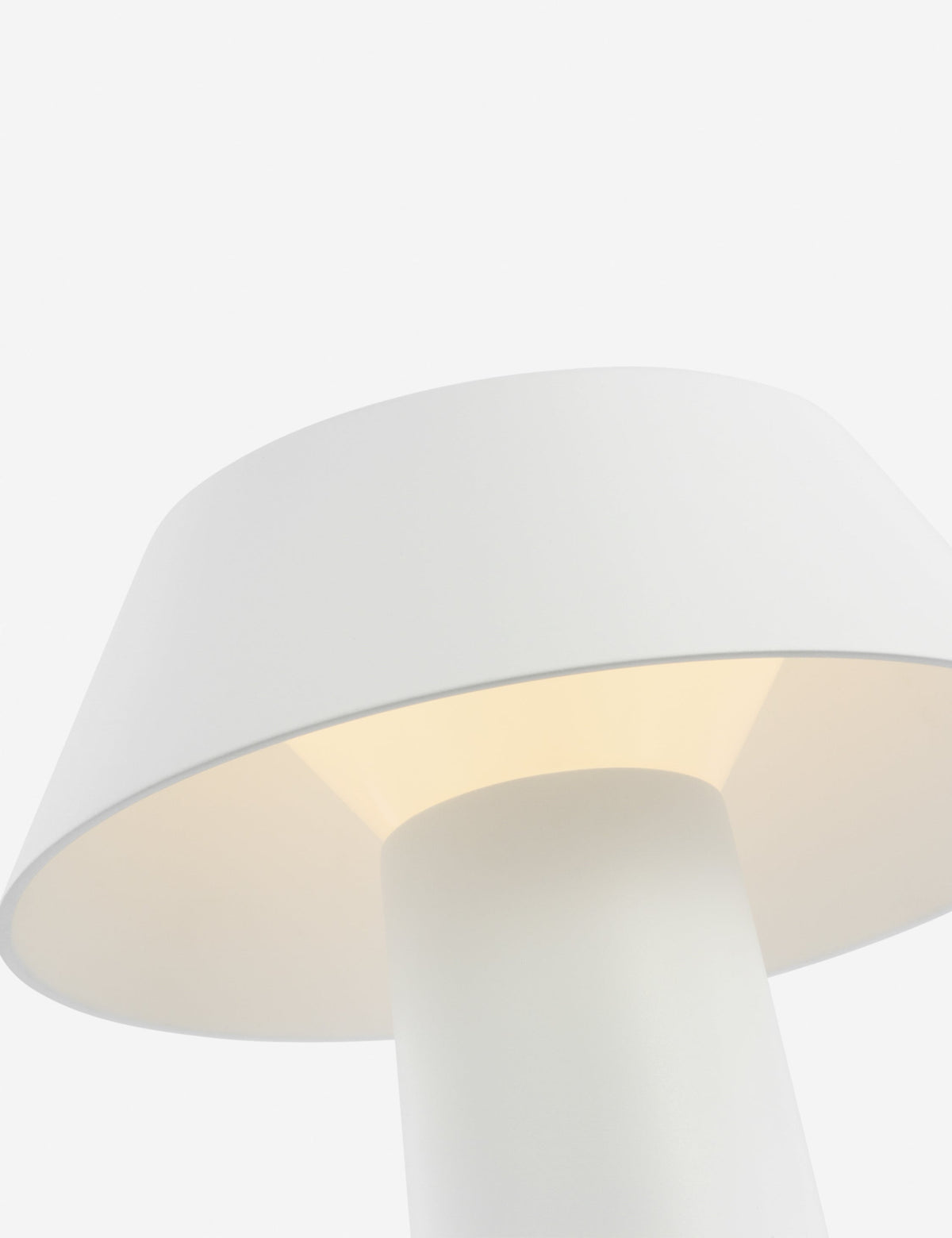 Sanger Mini Cordless Table Lamp