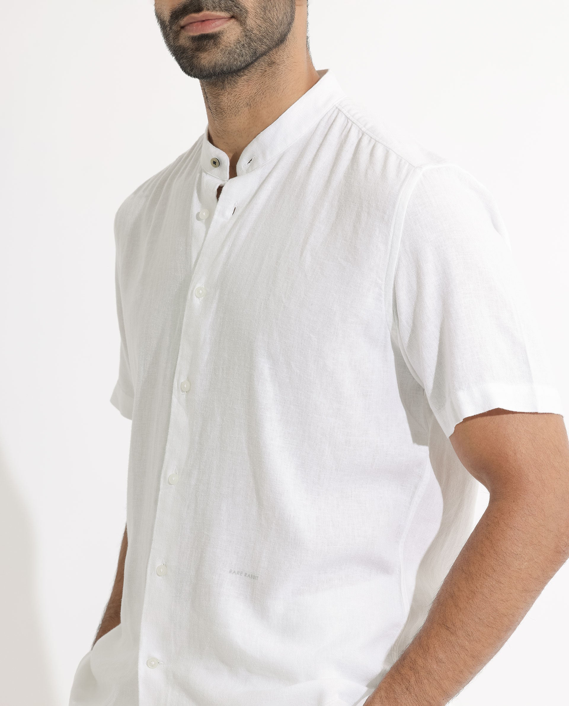 Rare Rabbit Men's Lune Ss White Linen Mandarin Collar Half Sleeves Shirt
