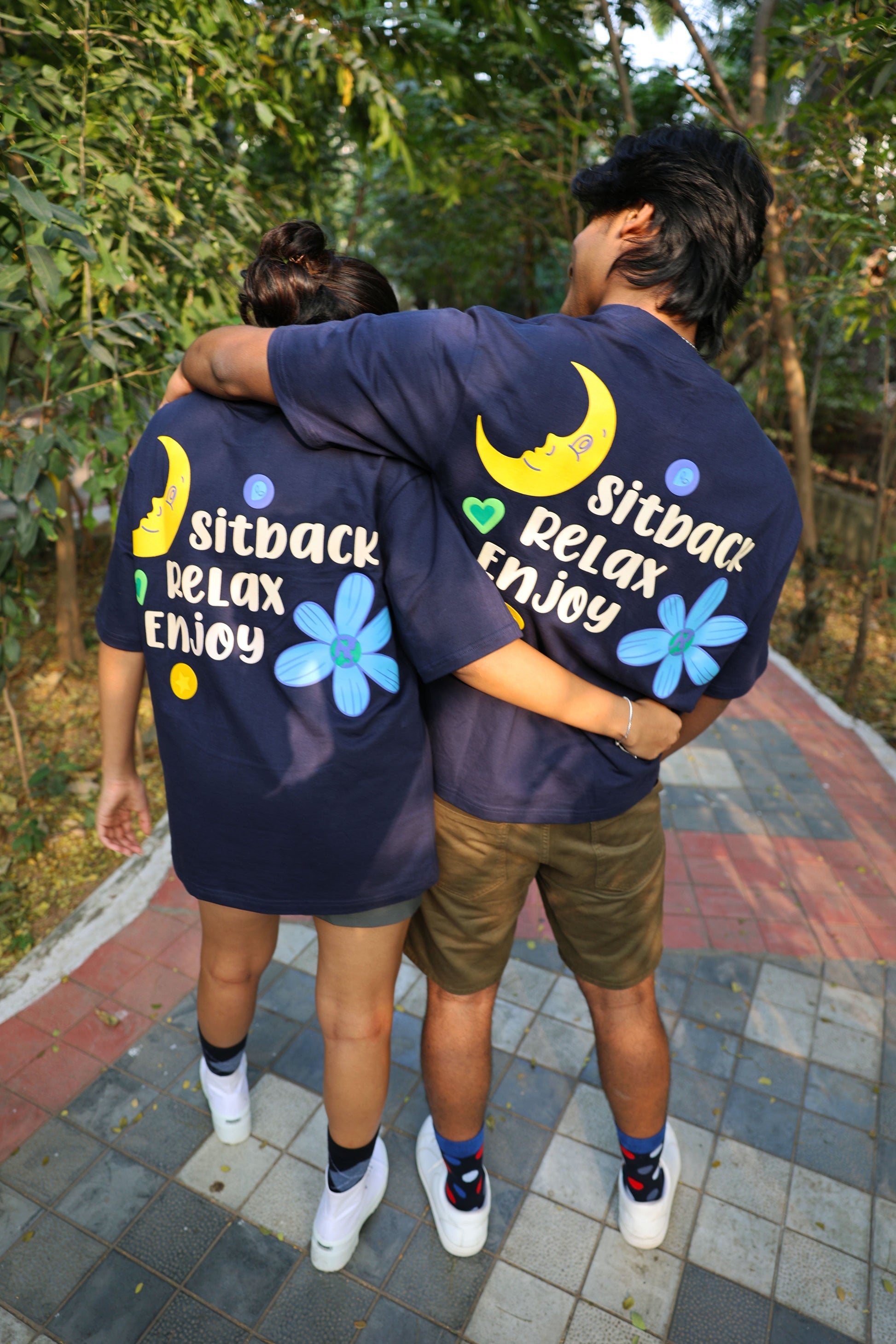 SITBACK RELAX AND ENJOY TSHIRT - Moondust