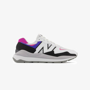 New Balance | 57/40 { WHITE/PINK