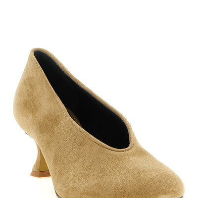 Moschino Duck Pumps