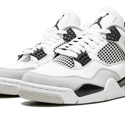 Air Jordan 4 'Military Black'